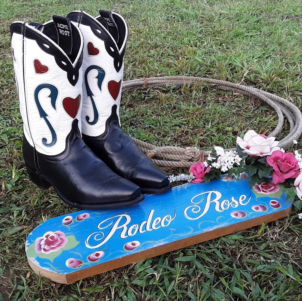 RARE ACME Vintage Red Hearts boots w/ cloth tabs